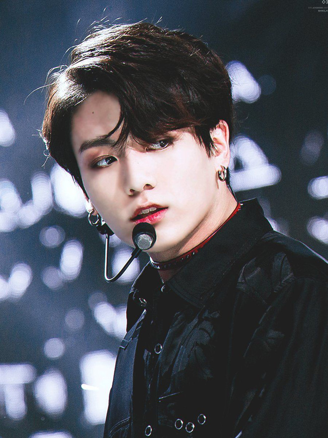 Jungkook BTS là thần tượng nổi tiếng, đẹp trai nhất thế giới