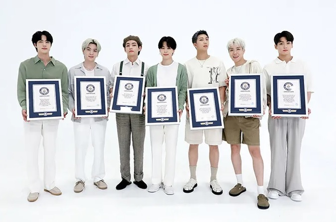 bts, bts 2021, bts kỷ lục guinness 2021, choáng trước số kỷ lục guinness của bts trong năm 2021, jungkook, v bts, jimin, jin, v bts handsome, jungkook handsome