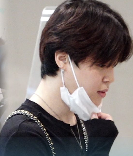 BTS, Jimin, Jimin lên đồ đỉnh cao sang Mỹ, J-Hope, Jimin airport, Jimin outfit, Jimin fashion, Jimin 2022, Lollapalooza, BTS Chương 2, BTS solo, Jin, Jungkook, RM, Suga,V