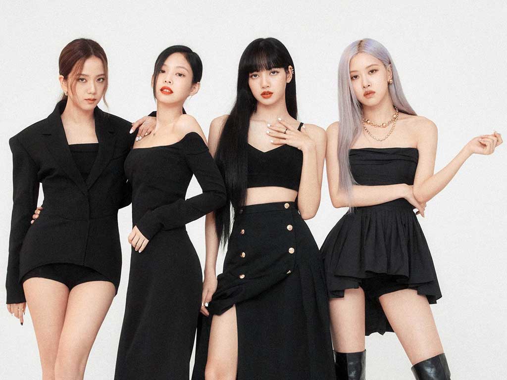 Blackpink tung ảnh và lịch ra mắt Pink Venom định hóa quái vật