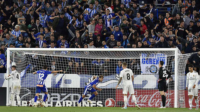 Video clip highlights bàn thắng Alaves 1-0 Real Madrid: Cái chết phút 90 +5