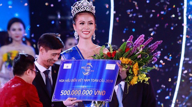 Nguyễn Thị Kim Ngọc đăng quang Hoa hậu Biển Việt Nam toàn cầu 2018