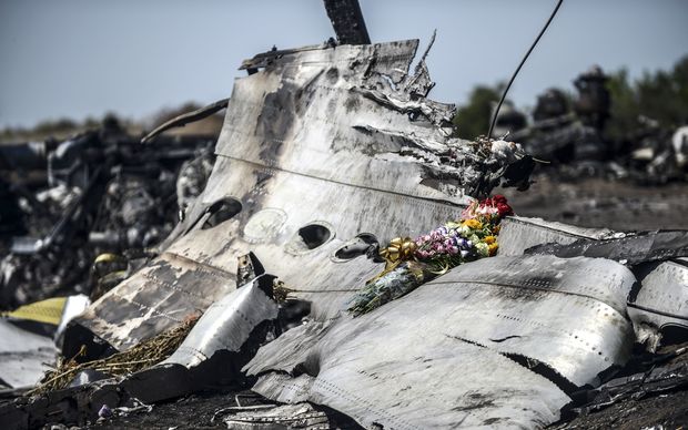 Mảnh vỡ máy bay MH17 bị bắn tại Ukraine. Ảnh: Reuters