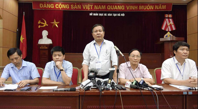 Giáo viên làm lọt đề thi vào lớp 10 tại Hà Nội bị tạm đình chỉ công tác