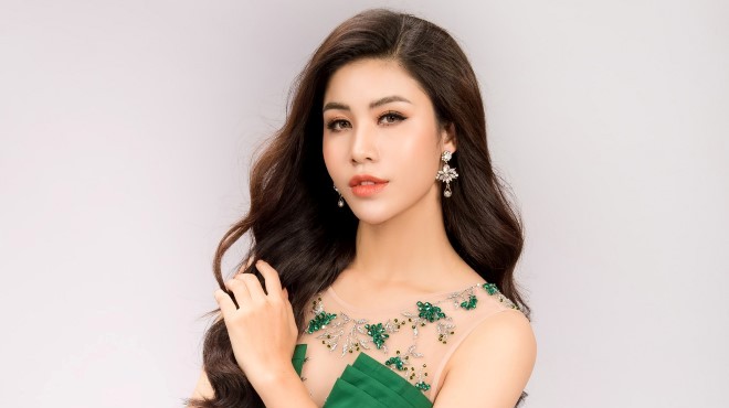 Á hậu Ngọc Huyền khoe dáng chuẩn trong trang phục dạ hội dự Miss Model of the world 2018