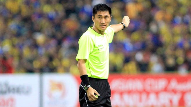Trọng tài Trung Quốc nhiều tranh cãi bắt trận chung kết U23 Việt Nam vs U23 Uzbekistan