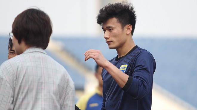 Tiến Dũng là thủ môn hay nhất Đông Nam Á, bộ đôi U23 Việt Nam tỏa sáng ở AFC Cup