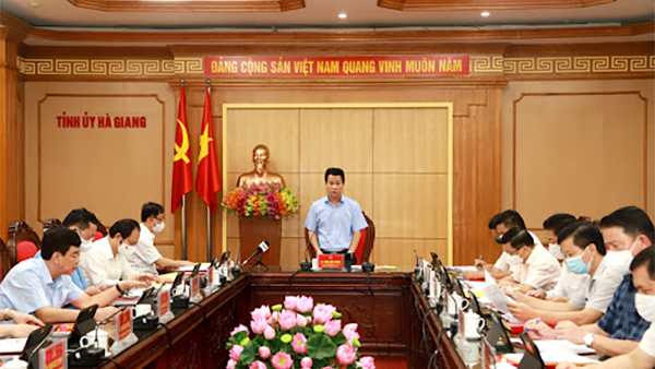 Kỷ luật 10 cán bộ Ban Dân tộc tỉnh Hà Giang 