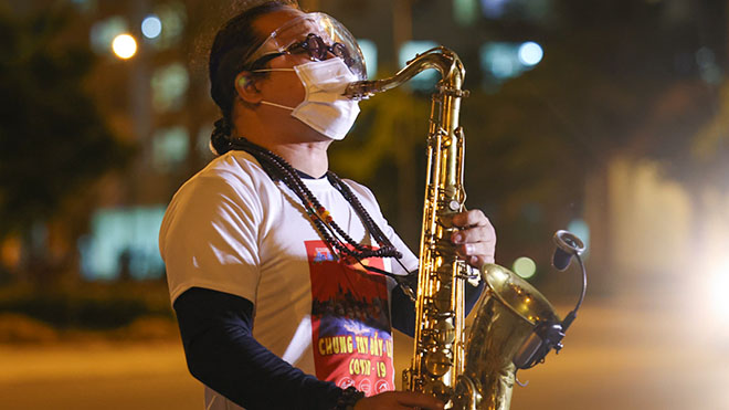 Nghệ sĩ saxophone Trần Mạnh Tuấn bị đột quỵ nhưng đã qua cơn nguy kịch