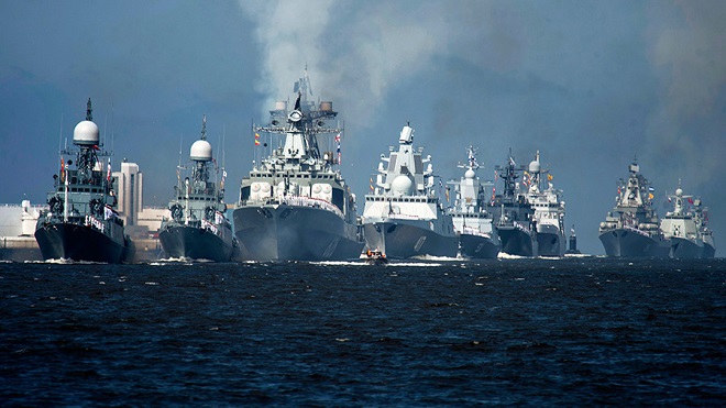 Hàng trăm tàu quân sự Nga phô diễn sức mạnh trong Ngày Hải quân