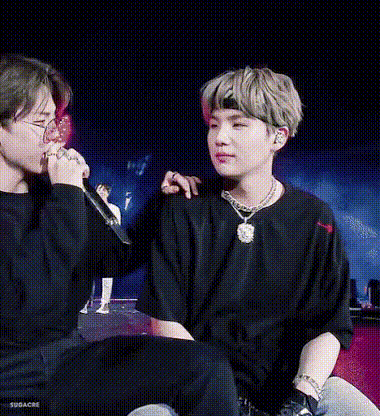 BTS, Suga, Suga BTS, Jimin, Jimin BTS, Suga Jimin, Jimin Suga, Suga Jimin BTS, Jimin Suga BTS, Jimin Suga tương tác, Suga Jimin troll, khoảnh khắc hay BTS
