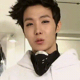 BTS, JHope, J Hope, Jhope BTS, BTS Jhope, J Hope BTS, BTS J Hope, kiểu tóc JHope, JHope debut, JHope vừa ra mắt, Permission to dance on stage, BTS diễn trực tuyến