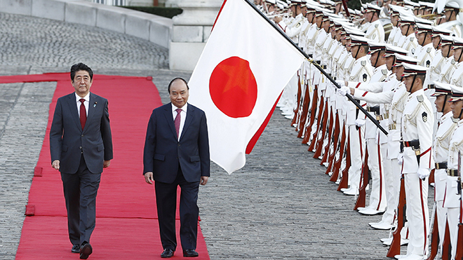 HÌNH ẢNH Lễ đón chính thức Thủ tướng Nguyễn Xuân Phúc thăm Nhật Bản