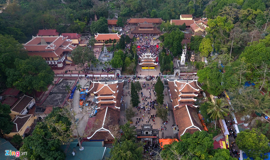 Lễ hội chùa Hương: Các đền, chùa, động  và nghi lễ chính miền đất Phật 