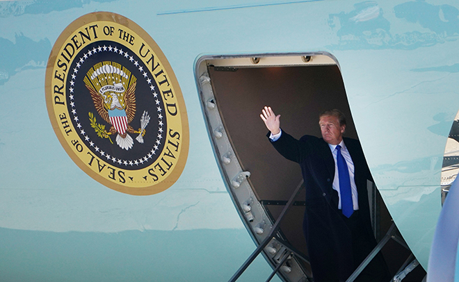 TRỰC TIẾP: Tổng thống Mỹ Donald Trump rời Washington lên chuyên cơ tới Việt Nam