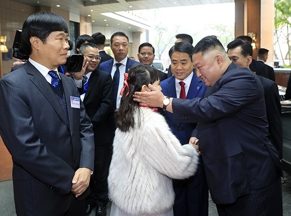 TRỰC TIẾP: Chủ tịch UBND TP Hà Nội đón Chủ tịch Triều Tiên Kim Jong-un