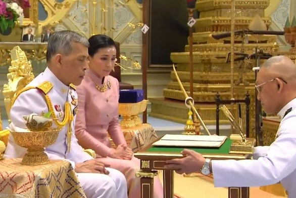 Hoàng hậu thái lan, Nhà vua thái lan, Vua Thái Lan, Nhà vua Thái Lan đăng quang, Hoàng hậu Thái Lan Suthida, Hoàng hậu Suthita, Vua Thái Vajiralongkorn