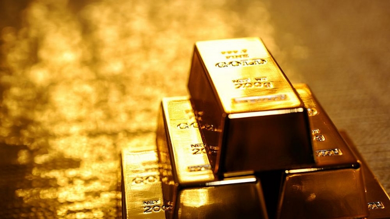 Tại thị trường trong nước, vào lức 15 giờ 45 phút chiều 1/10, Công ty Vàng bạc Đá quý Sài Gòn niêm yết giá vàng SJC tại thị trường Hà Nội ở mức 55,5 - 56,02 triệu đồng/lượng (mua vào – bán ra).