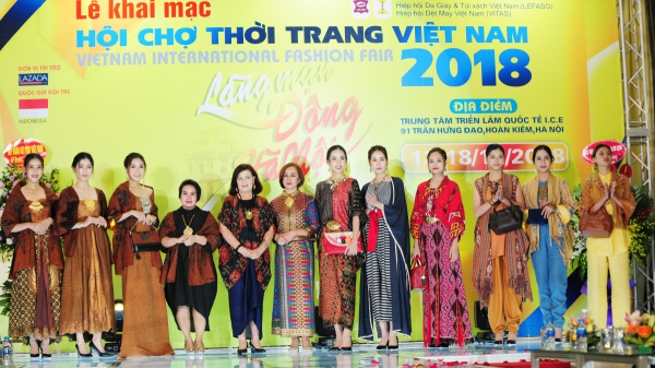 Khai mạc hội chợ thời trang Việt Nam 2018