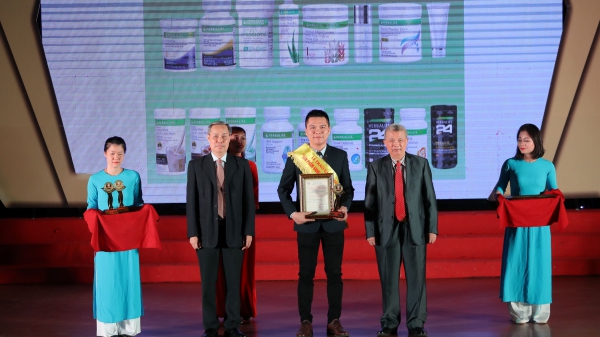 Herbalife Việt Nam nhận giải thưởng 'Sản phẩm vàng vì Sức khỏe cộng đồng'