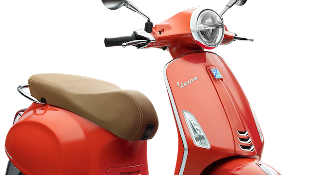 Xe Vespa lôi cuốn với bộ sưu tập màu mới