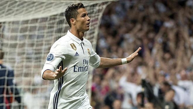 Ronaldo ghi 100 bàn ở Champions League: Sinh ra để làm người hùng