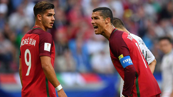Chicharito nổ súng, Ronaldo xuất sắc nhất trận, Bồ Đào Nha và Mexico chia điểm siêu kịch tính