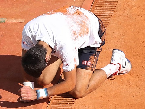 Djokovic dừng bước ở tứ kết Monte Carlo