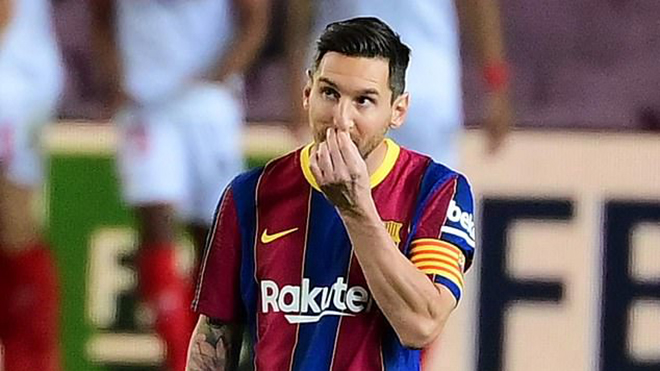 Barcelona: CĐV kinh ngạc với thái độ phòng ngự thờ ơ của Messi