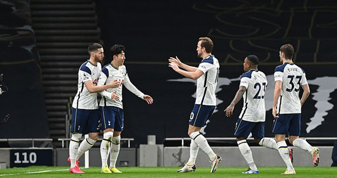 Bảng xếp hạng Ngoại hạng Anh: Tottenham 1-3 Liverpool. Kết quả bóng đá Anh
