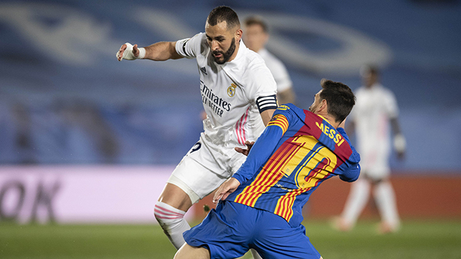 Real Madrid 2-1 Barcelona: Benzema và Kroos che mờ Messi