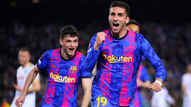 Barcelona 1-1 Napoli: Chơi hay, Barca vẫn bị cầm hòa đáng tiếc 
