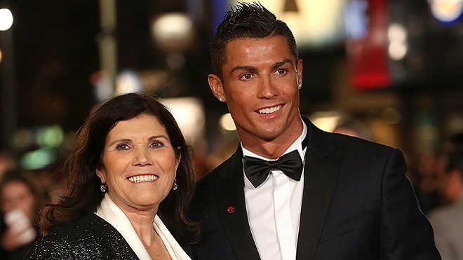 CHUYỂN NHƯỢNG M.U 31/5: Ronaldo được mẹ khuyên trở về M.U. Chiêu mộ Arnautovic để chia lửa với Lukaku