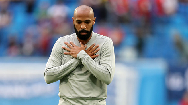 Pháp vs Bỉ: Thierry Henry đã chọn hát quốc ca Pháp