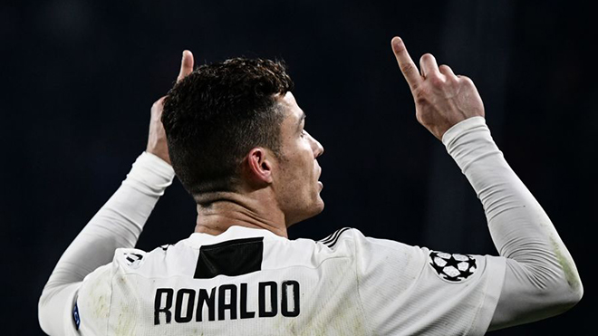 Truyền thông thế giới viết gì về hat-trick của 'siêu nhân' Cristiano Ronaldo?