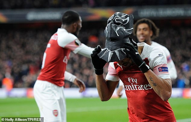 Kết quả Arsenal vs Rennes, video clip Arsenal 3-0 Rennes, kết quả cúp C2 châu Âu, kết quả bóng đá, ket qua bong da, kqbd, Aubameyang ăn mừng, Black Panther, thẻ vàng 