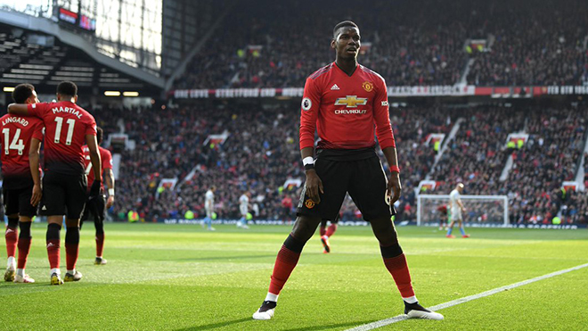 MU: Paul Pogba nắm quyền kiểm soát phòng thay đồ, Ole Solskjaer phải bó tay