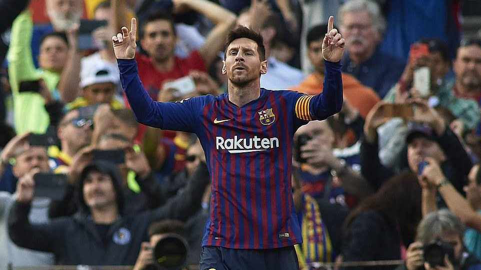 VIDEO Barca 2-0 Espanyol: Messi 'đá phạt trực tiếp panenka', xuất sắc lập cú đúp