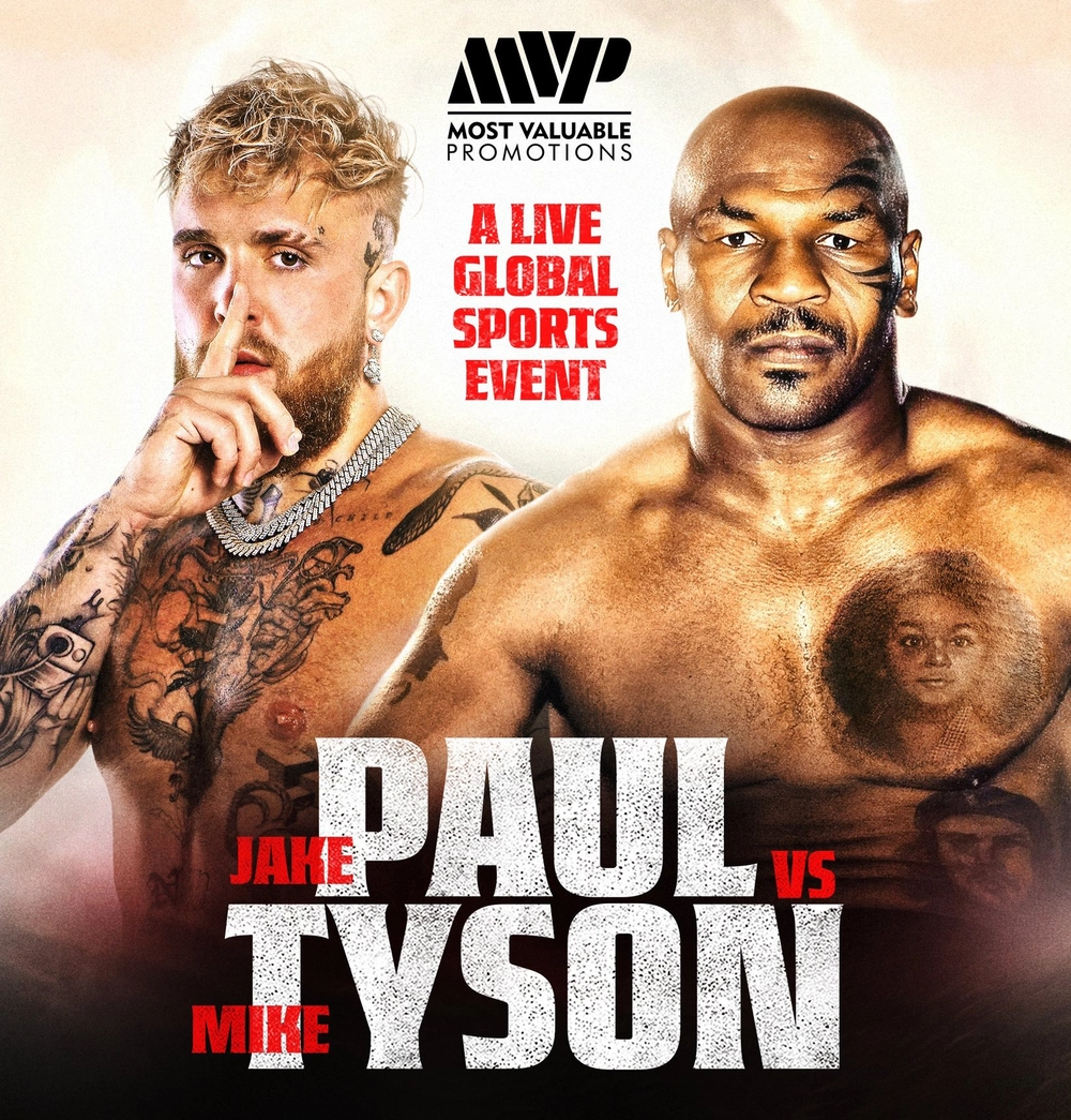Võ sĩ từng hạ Mike Tyson đang đàm phán hai trận tranh đai vô địch khác - Ảnh 1.