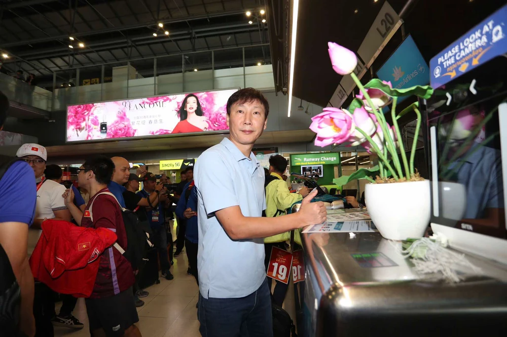 HLV Kim Sang Sik về nước, trở lại sớm để tuyển quân cho vòng loại Asian Cup 2027 - Ảnh 1.