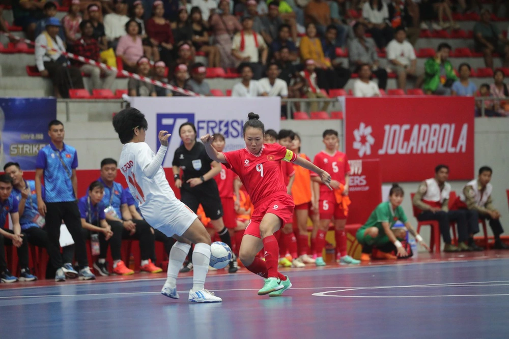 Link xem trực tiếp bóng đá futsal nữ Việt Nam vs Macau 14h30 17/1, vòng loại Futsal Nữ châu Á 2025 - Ảnh 1.