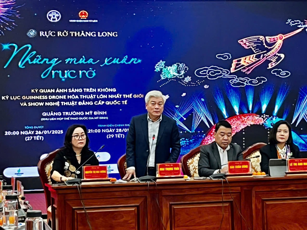 Chờ đón &quot;kỳ quan ánh sáng&quot; trên bầu trời Hà Nội vào đêm Giao thừa 2025 - Ảnh 1.