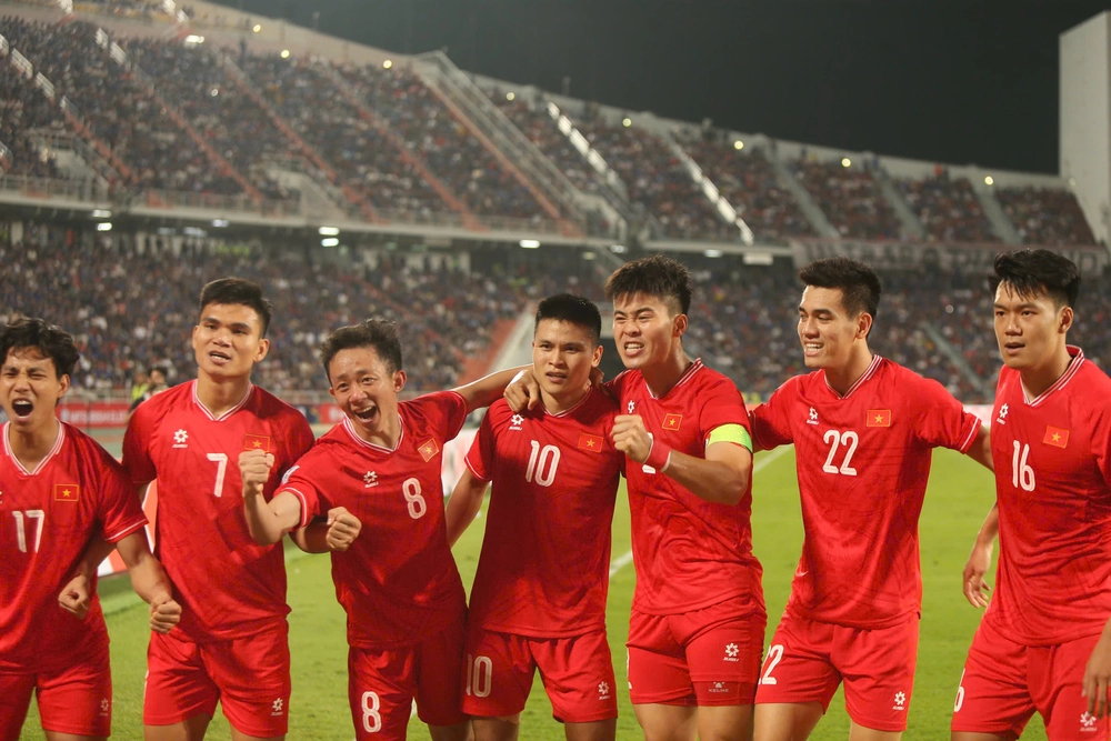 Tuyển Việt Nam giành chức vô địch AFF Cup 2024. Ảnh: Hoàng Linh