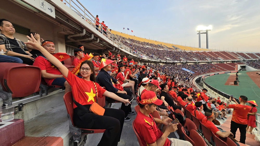 TRỰC TIẾP bóng đá Việt Nam vs Thái Lan, CK lượt về AFF Cup 2024 - Ảnh 4.