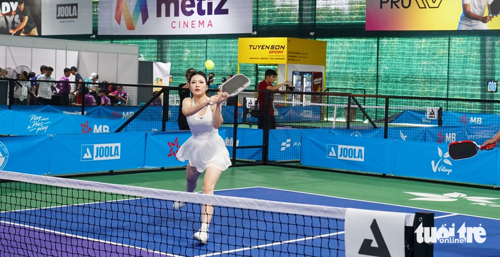 Nhiều 'bóng hồng' quyến rũ tham gia thi tài tại Giải pickleball quốc tế PPA Tour Asia 2025 - Ảnh 1.