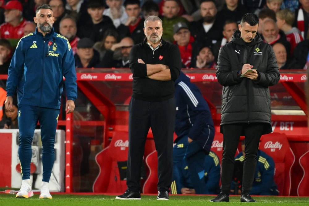 Europa League: Aston Villa, Nottingham tìm niềm vui nơi ở trời Âu - Ảnh 1.