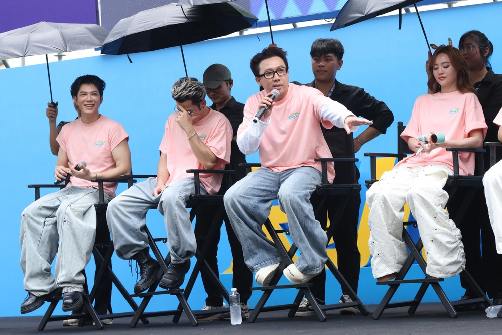 Dàn cast Running Man Vietnam mùa 3 chính thức ra mắt khán giả - Ảnh 3.