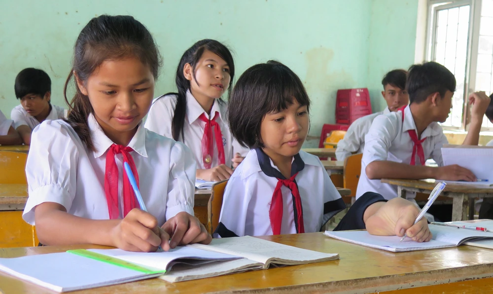 Ngày khuyến học Việt Nam (2/10): Học tập suốt đời - &quot;chìa khóa&quot; cho phát triển bền vững - Ảnh 3.
