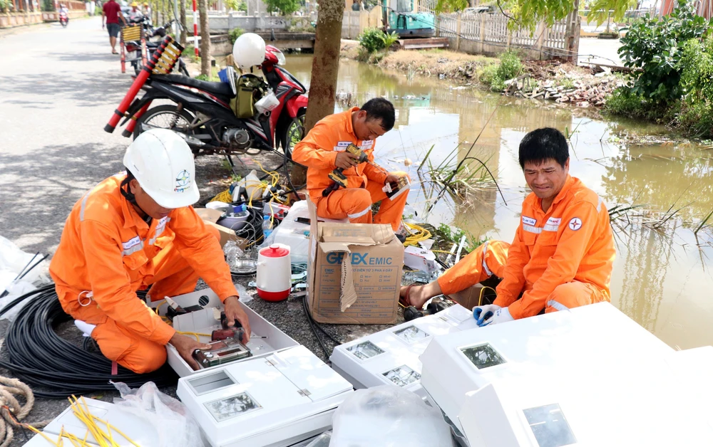 Ninh Bình ổn định cuộc sống người dân sau thiên tai - Ảnh 2.