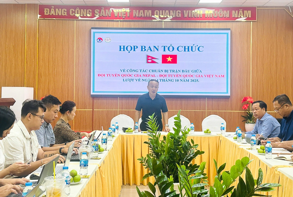 Đội tuyển Việt Nam gấp rút chuẩn bị cho trận tái đấu Nepal - Ảnh 1.